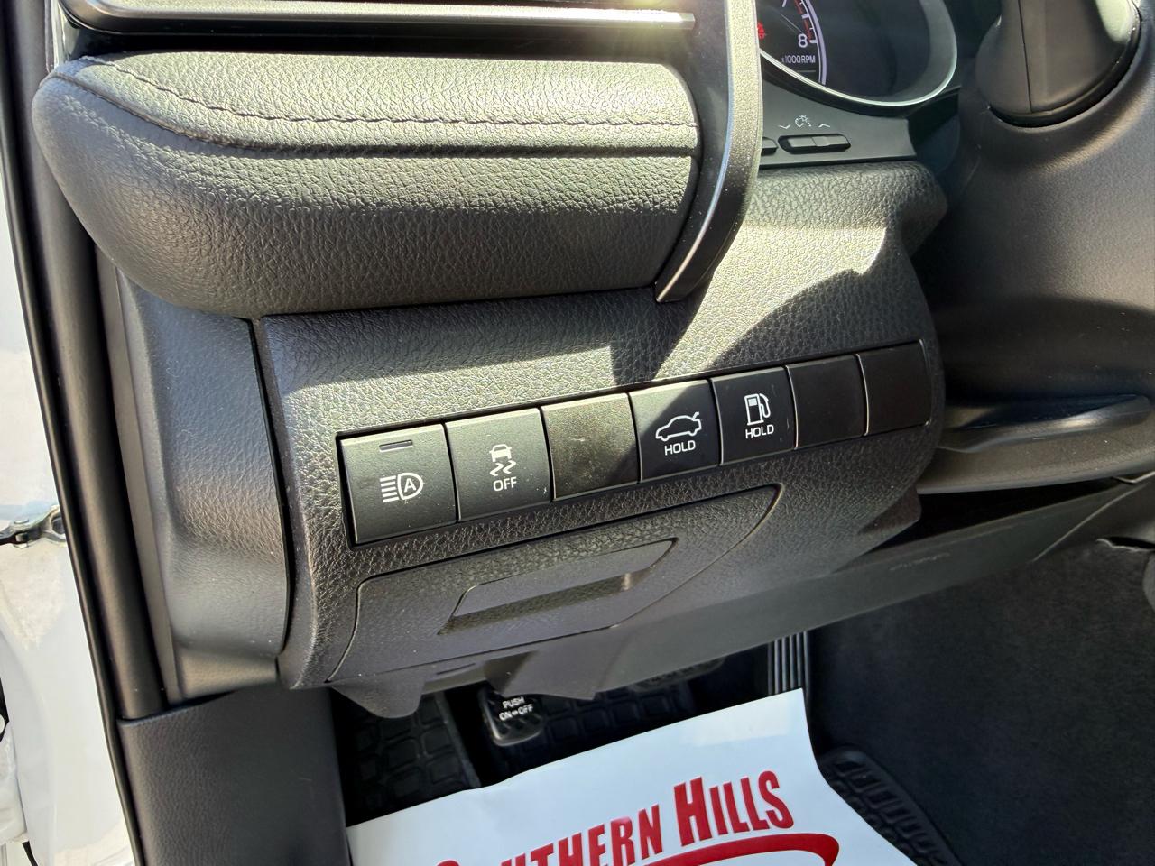 Toyota Camry LE 4D Sedan 2021