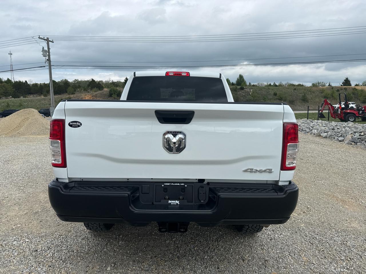 RAM 2500 Tradesman Crew Cab 4WD SWB 2022