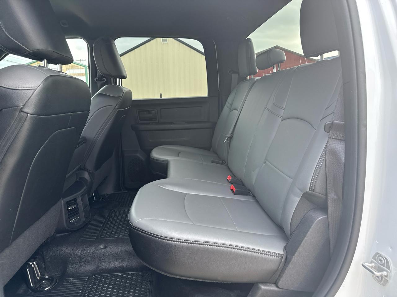 RAM 2500 Tradesman Crew Cab 4WD SWB 2022