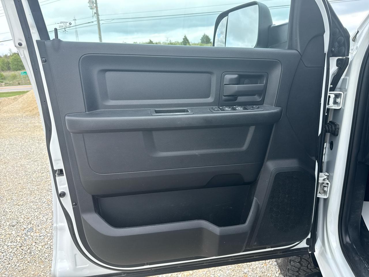 RAM 2500 Tradesman Crew Cab 4WD SWB 2022