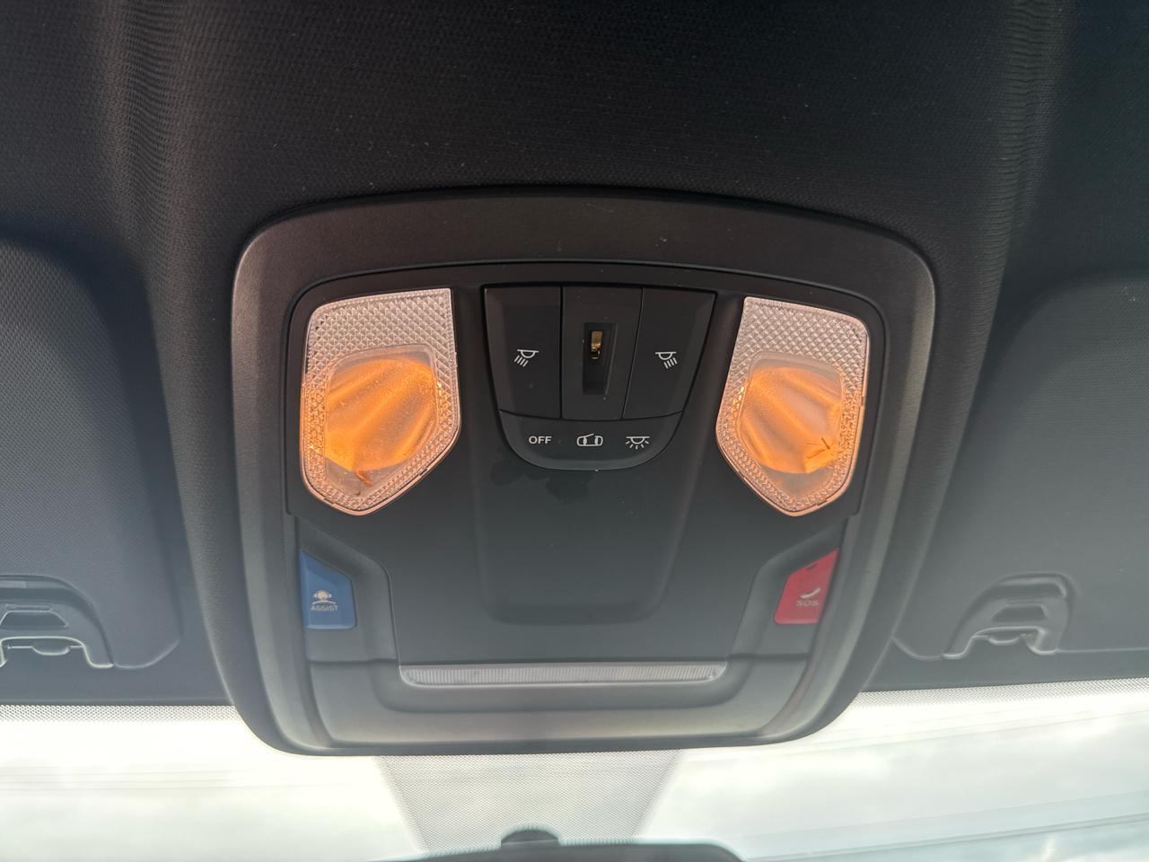 RAM 2500 Tradesman Crew Cab 4WD SWB 2022