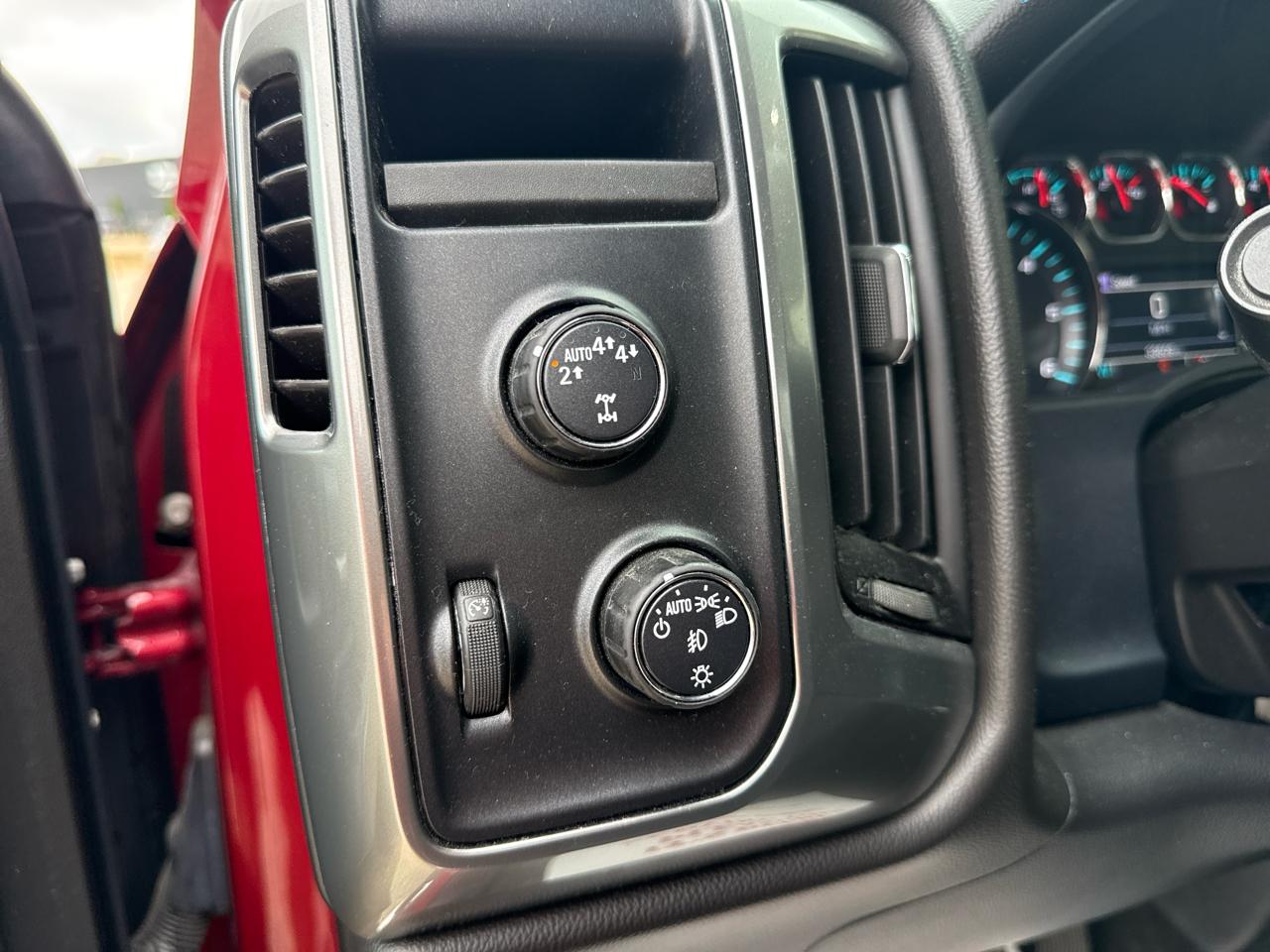 Chevrolet Silverado 1500 LT Dbl Cab 4WD 2018