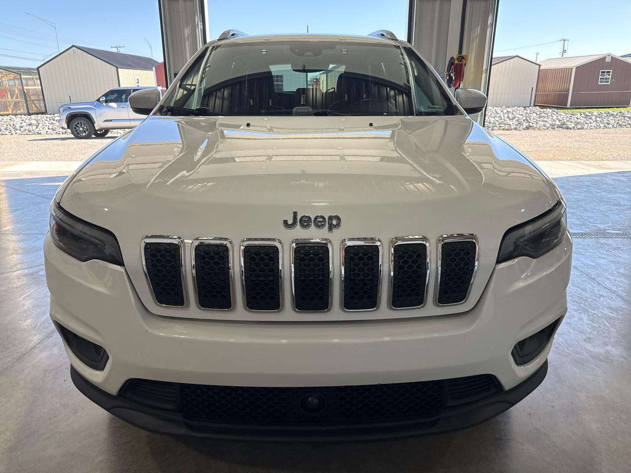 Jeep Cherokee Latitude LUX 4D SUV 4WD 2021