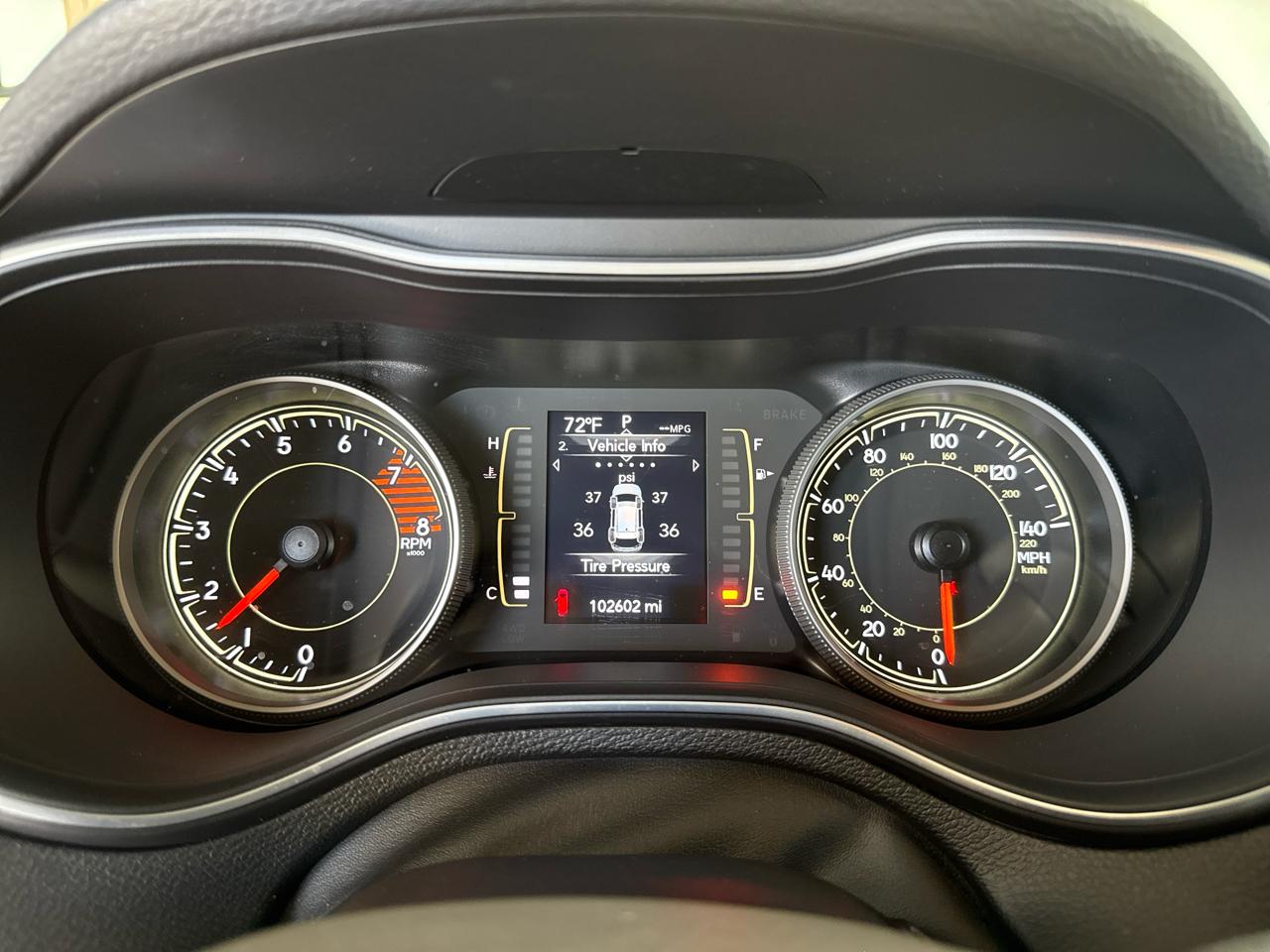 Jeep Cherokee Latitude LUX 4D SUV 4WD 2021