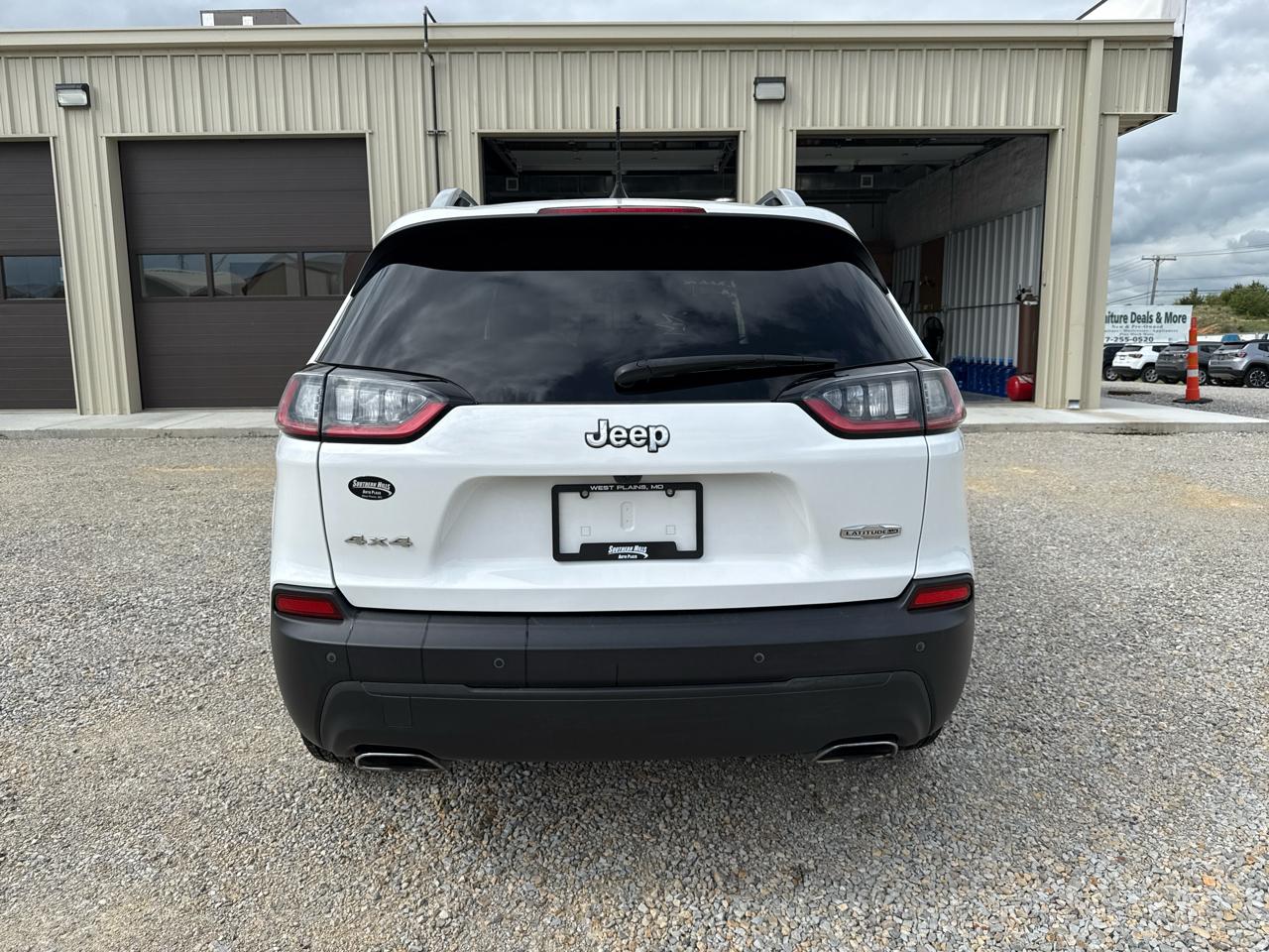 Jeep Cherokee Latitude LUX 4D SUV 4WD 2021