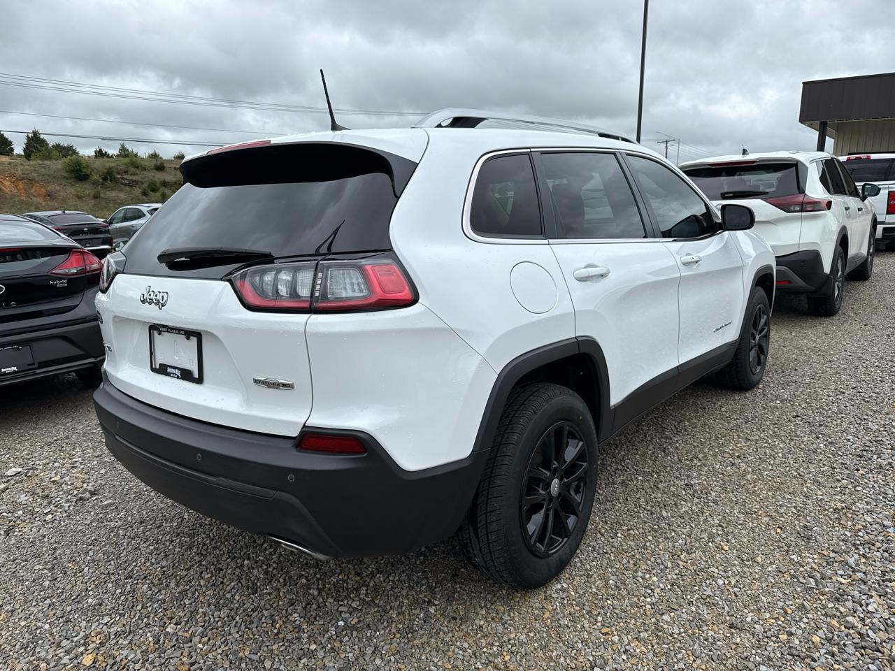 Jeep Cherokee Latitude LUX 4D SUV 4WD 2021
