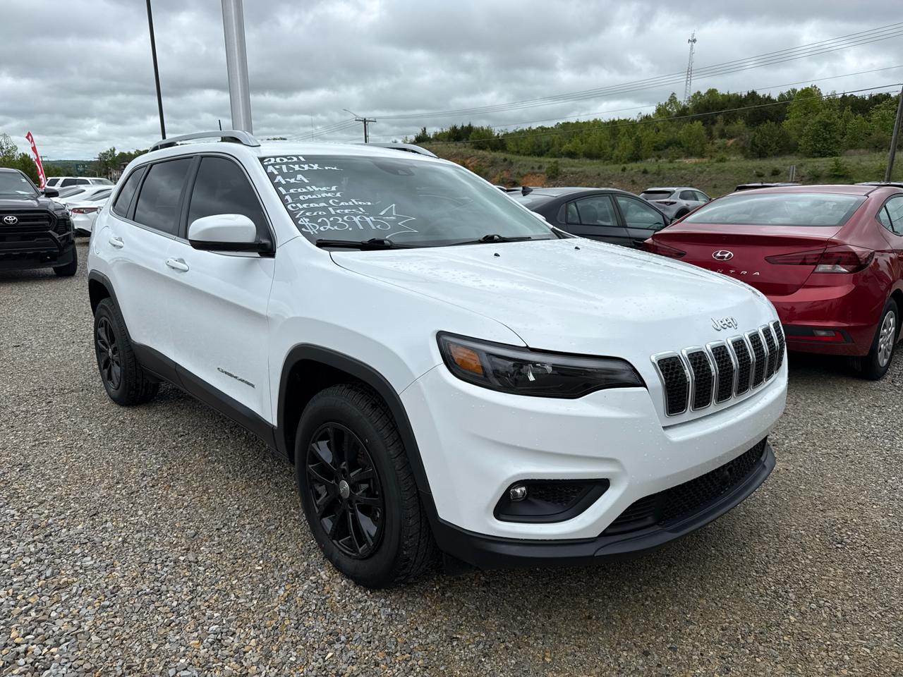 Jeep Cherokee Latitude LUX 4D SUV 4WD 2021