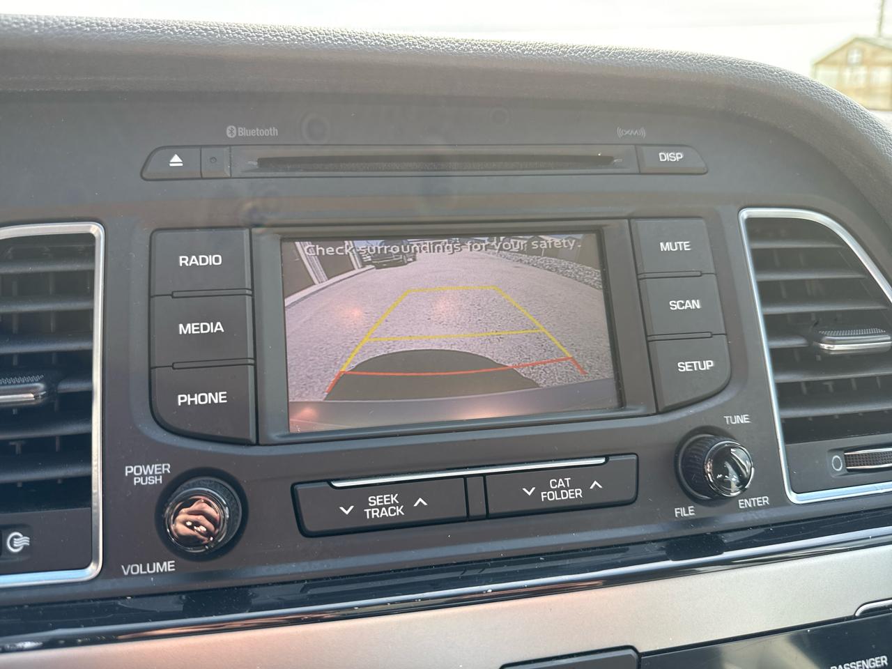 Hyundai Sonata Hybrid 4D Sedan 2016