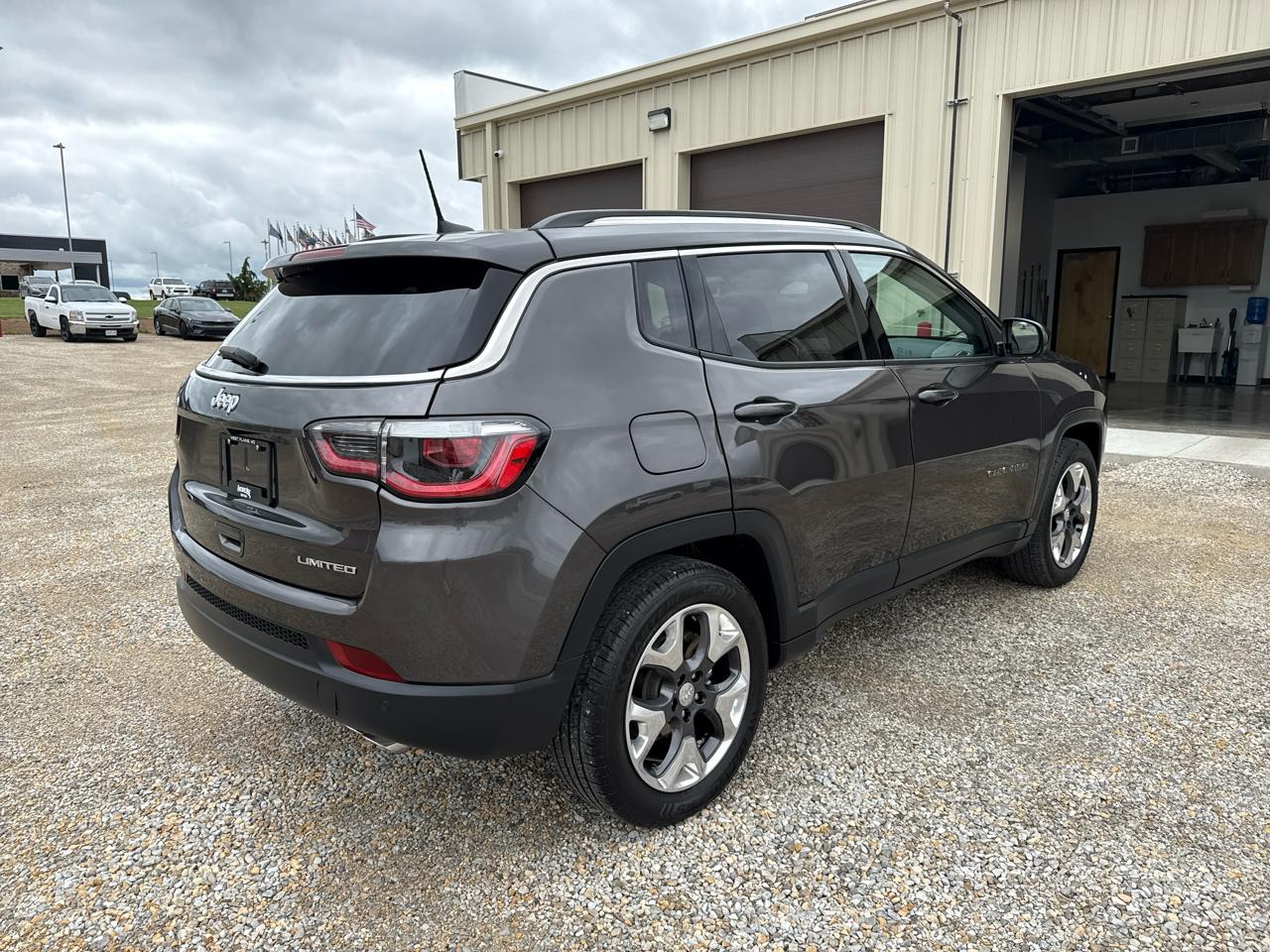 Jeep Compass Limited 4D SUV FWD 2018