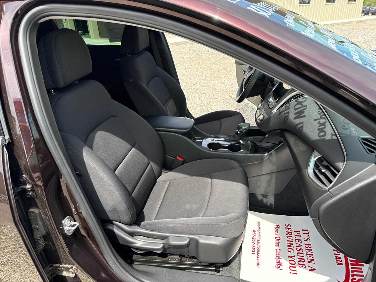 Chevrolet Malibu LS 4D Sedan 2021