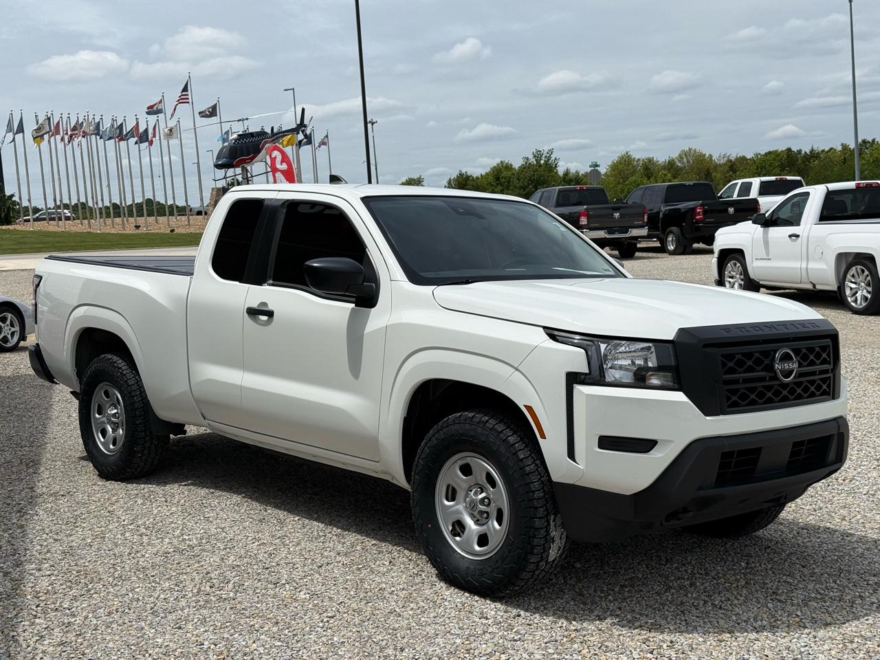 Nissan Frontier S King Cab 4WD 2024
