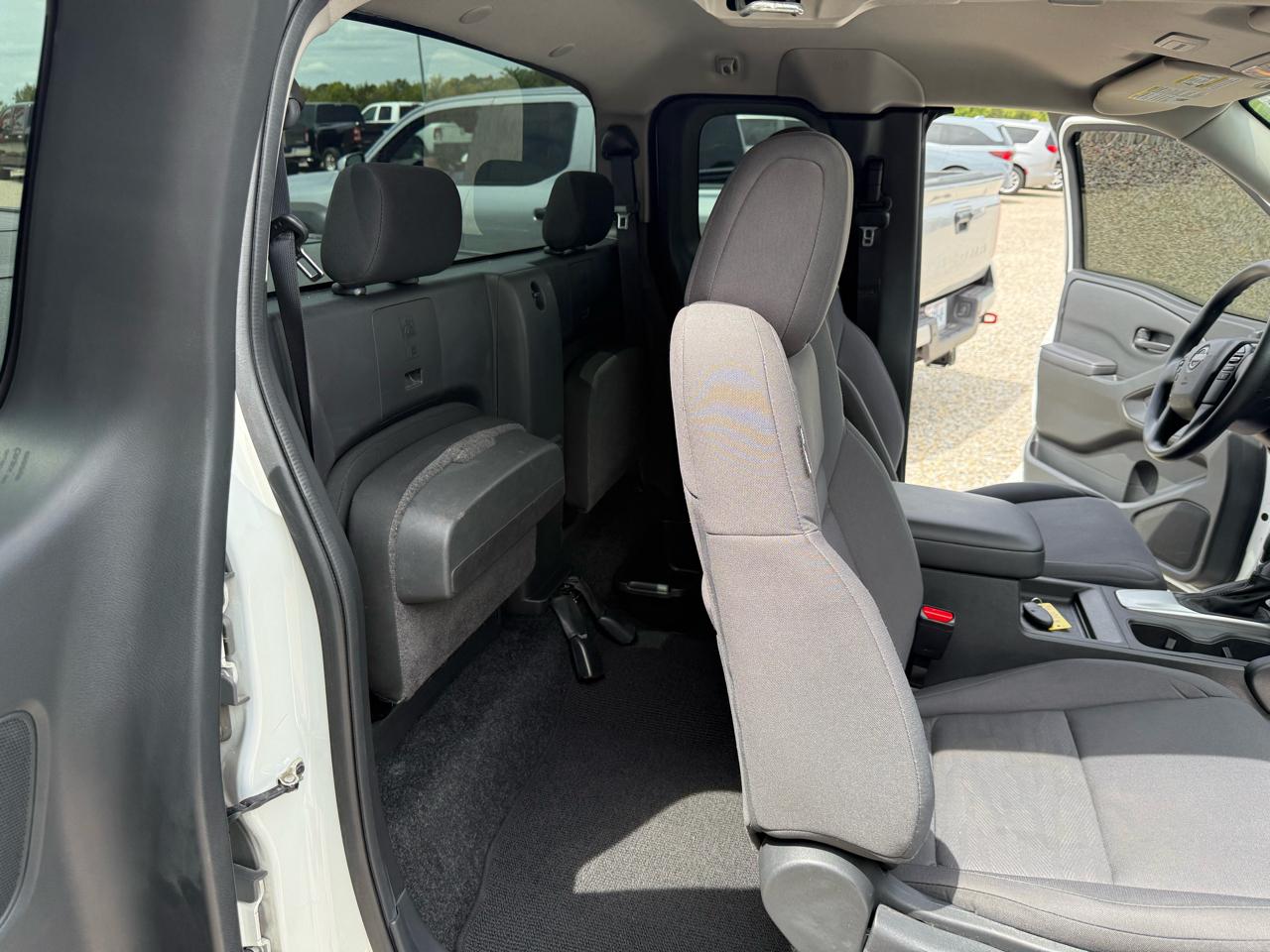 Nissan Frontier S King Cab 4WD 2024