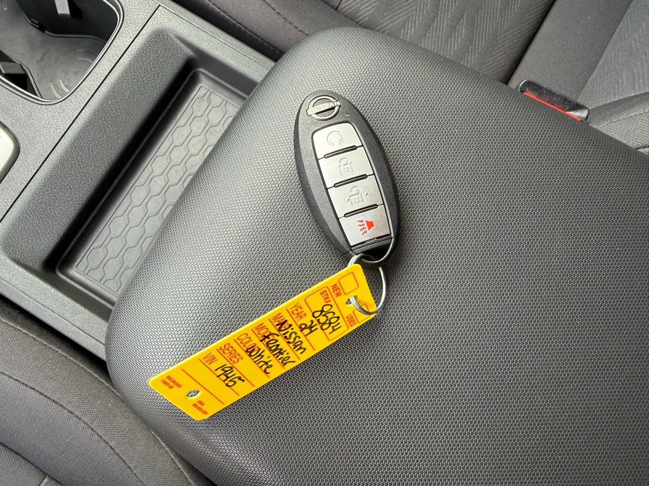 Nissan Frontier S King Cab 4WD 2024