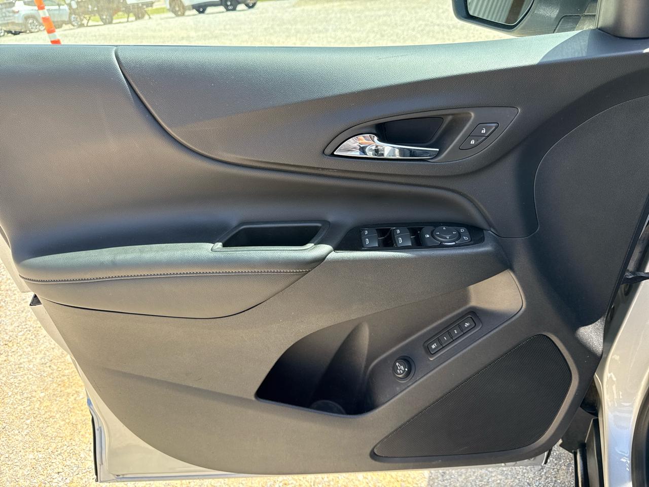 Chevrolet Equinox Premier 4D SUV AWD 2022