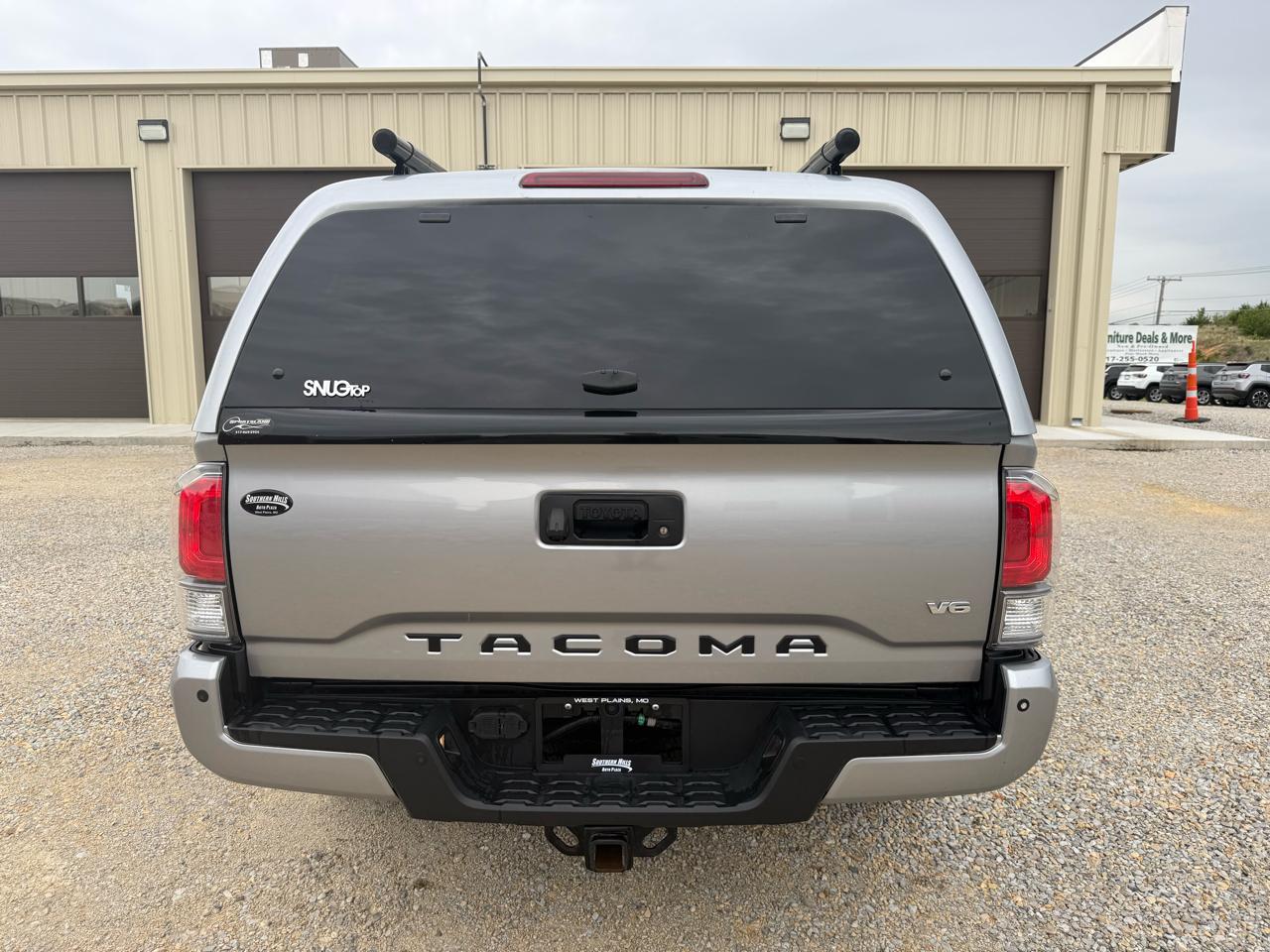 Toyota Tacoma SR Dbl Cab 4WD V6 at 2021