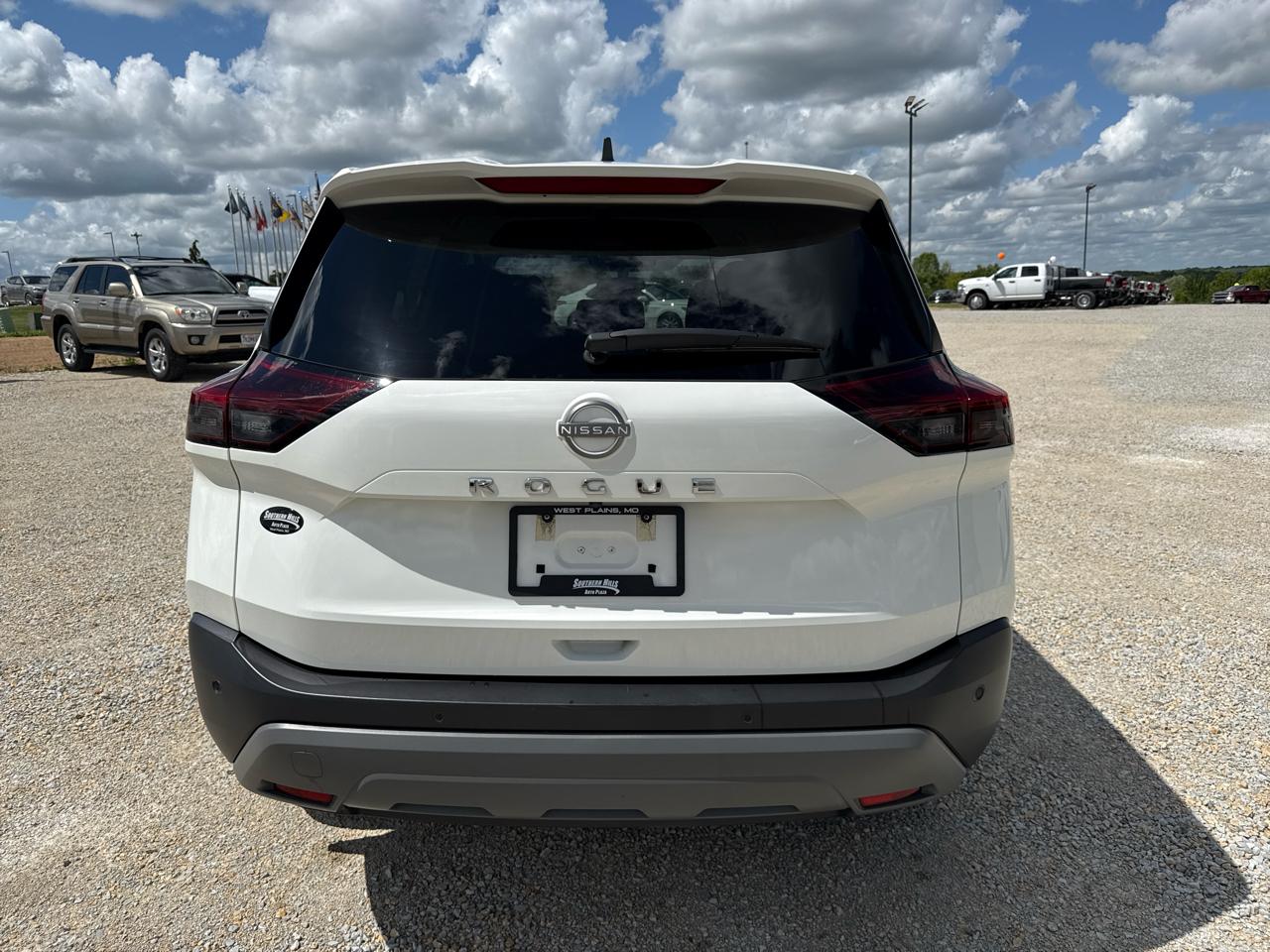 Nissan Rogue S 4D SUV FWD 2023