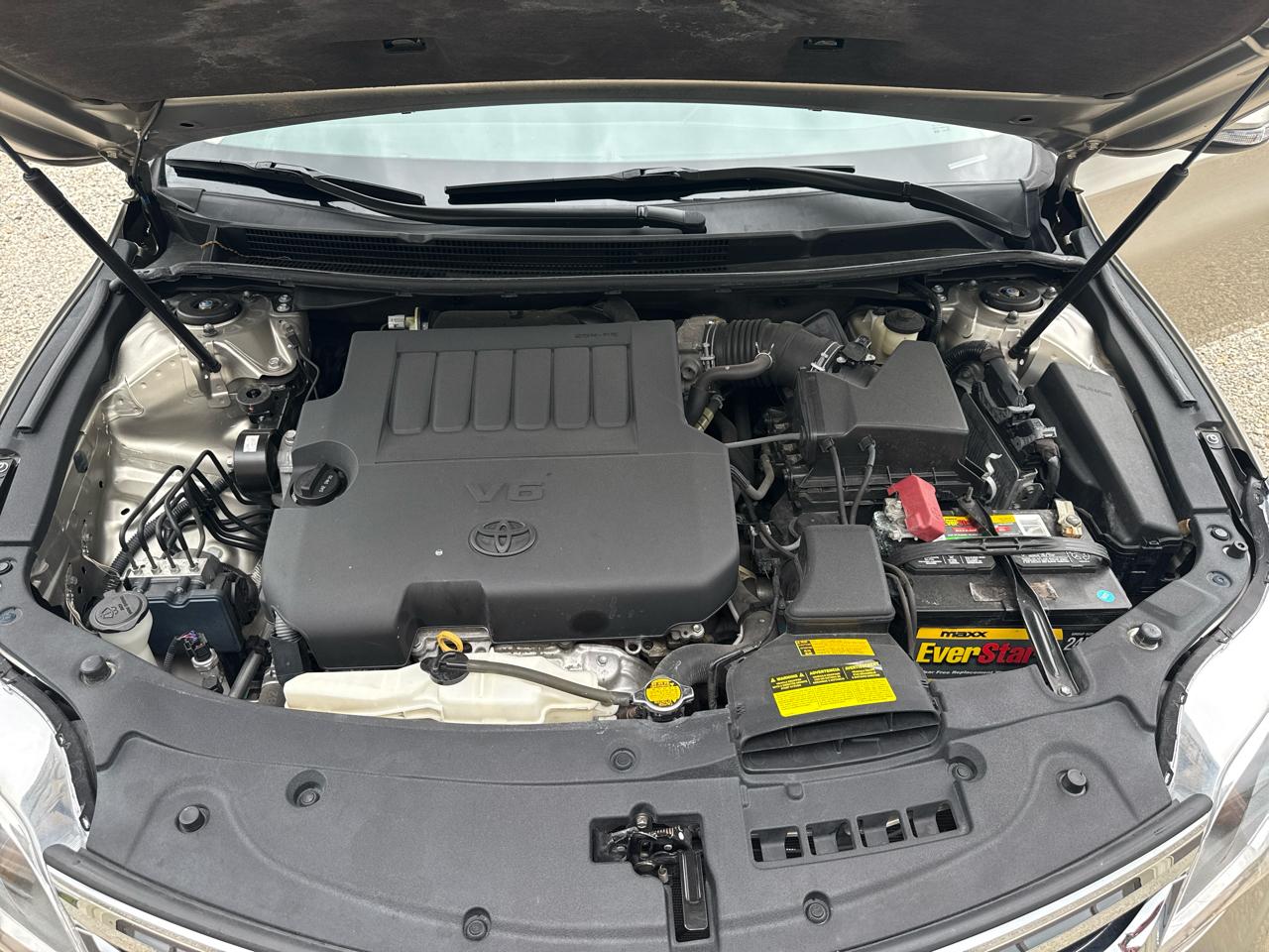 Toyota Avalon XLE Touring 4D Sedan 2014