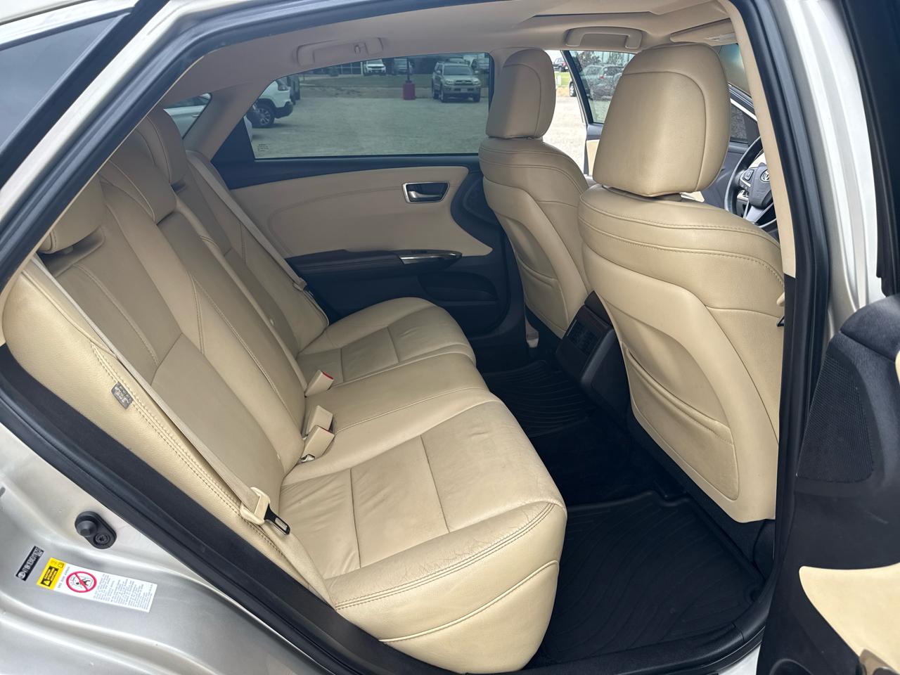 Toyota Avalon XLE Touring 4D Sedan 2014