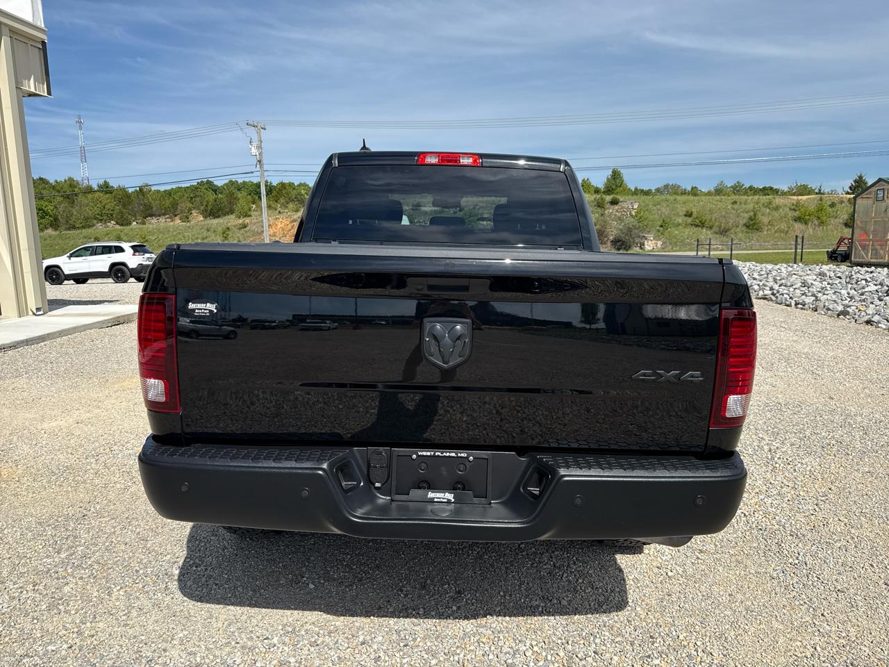 RAM 1500 DS SLT Crew Cab 4WD SWB 2022