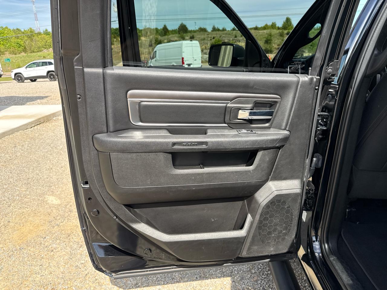 RAM 1500 DS SLT Crew Cab 4WD SWB 2022