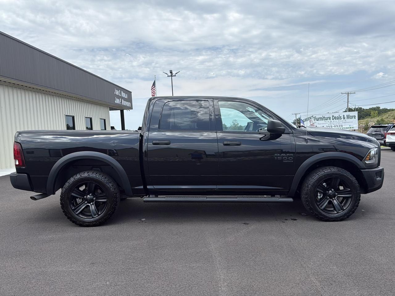 RAM 1500 DS SLT Crew Cab 4WD SWB 2022