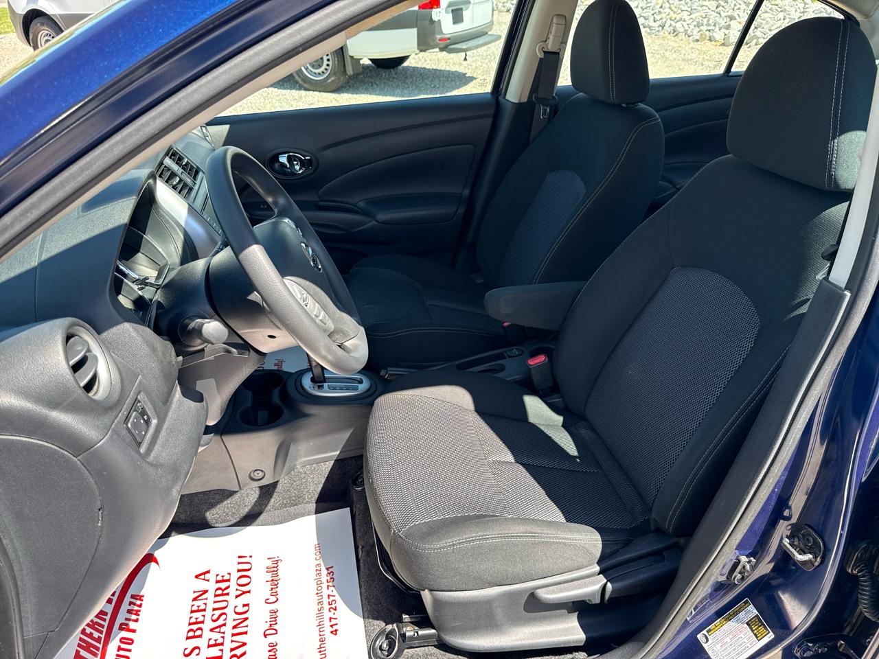 Nissan Versa SV 4D Sedan 2019