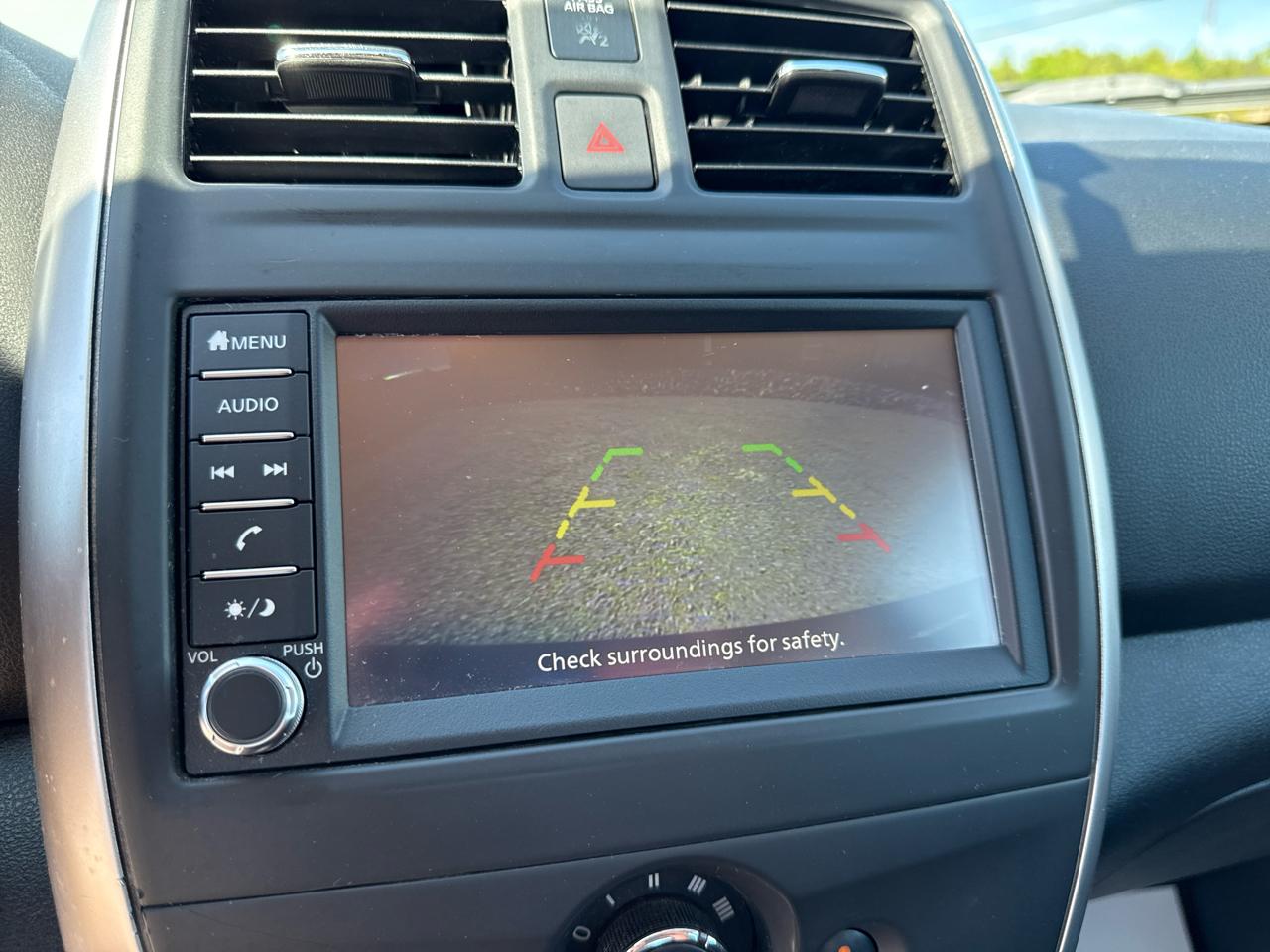 Nissan Versa SV 4D Sedan 2019