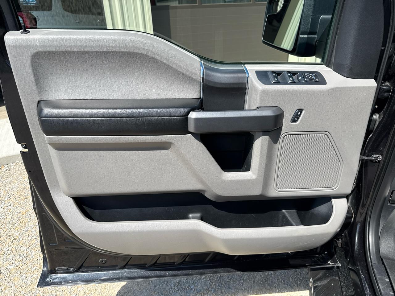 Ford F150 XLT Supercrew 4WD 2015