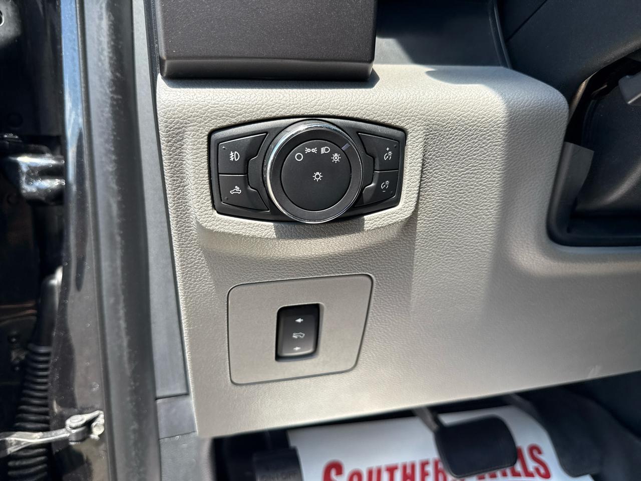 Ford F150 XLT Supercrew 4WD 2015