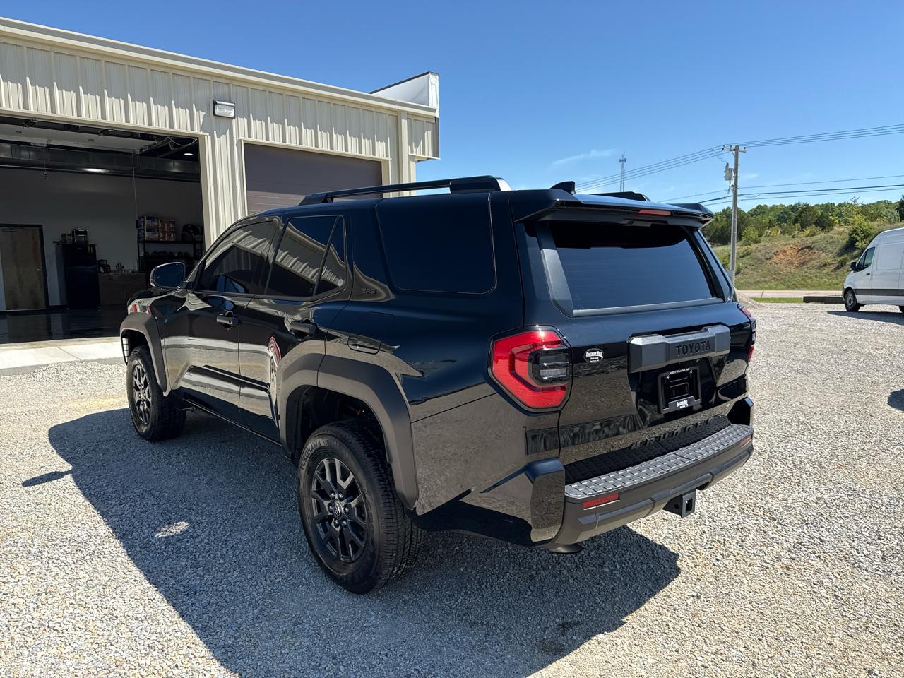 Toyota 4Runner SR5 4WD 2025