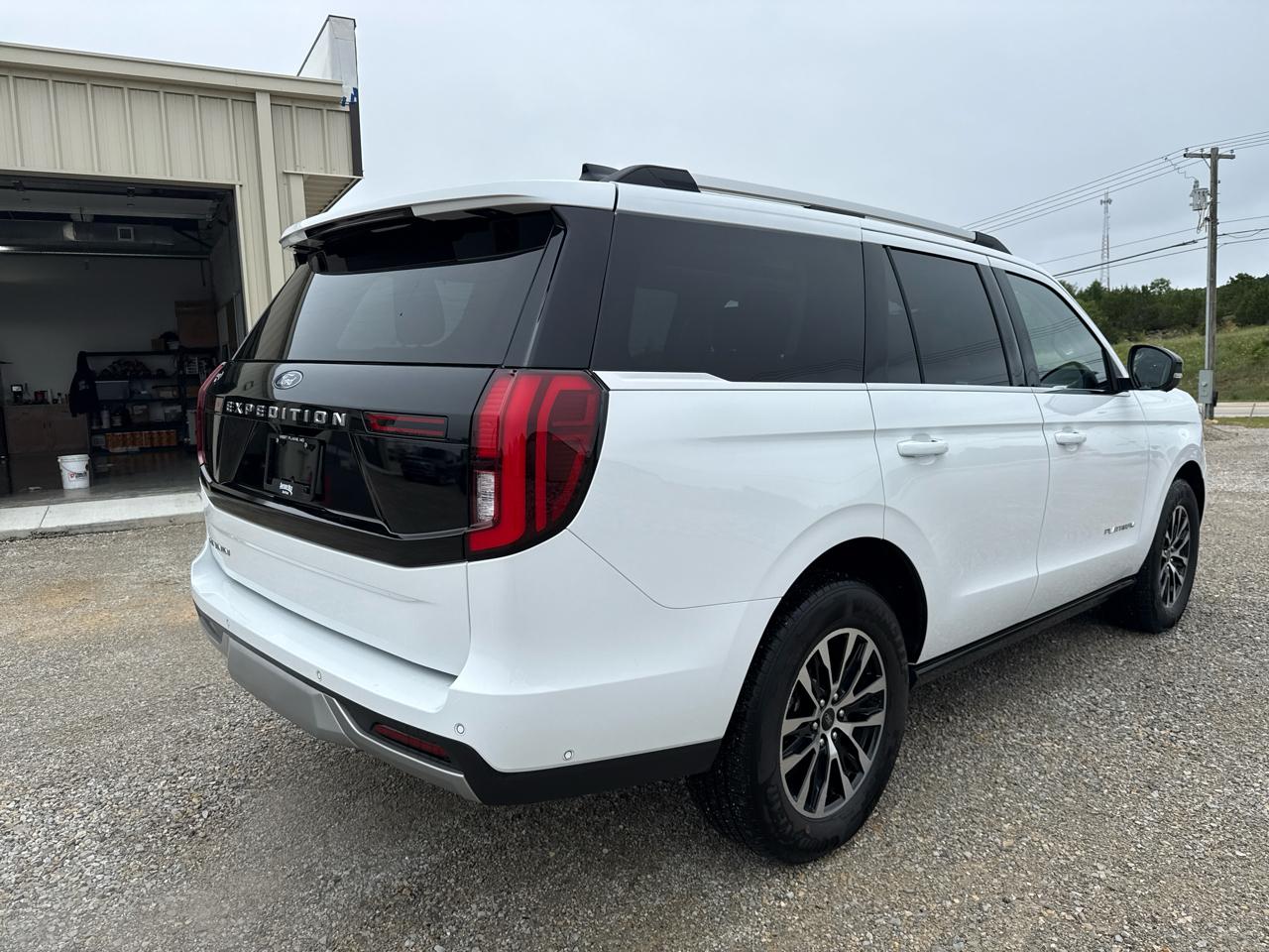 Ford Expedition Platinum 4D SUV 4WD 2025