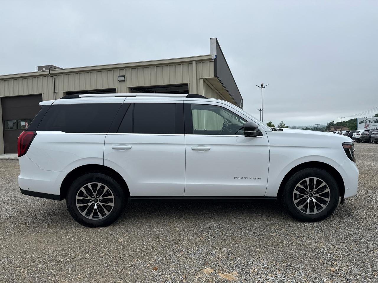 Ford Expedition Platinum 4D SUV 4WD 2025