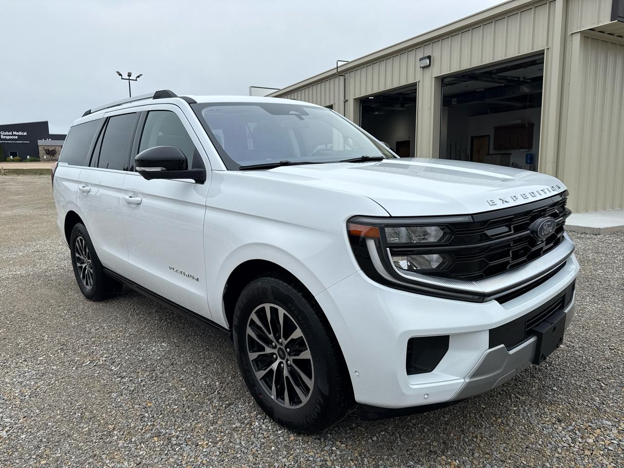 Ford Expedition Platinum 4D SUV 4WD 2025