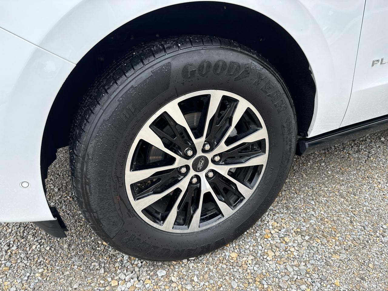 Ford Expedition Platinum 4D SUV 4WD 2025