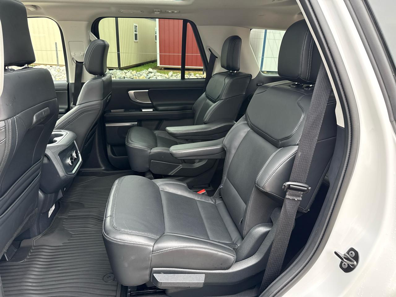 Ford Expedition Platinum 4D SUV 4WD 2025