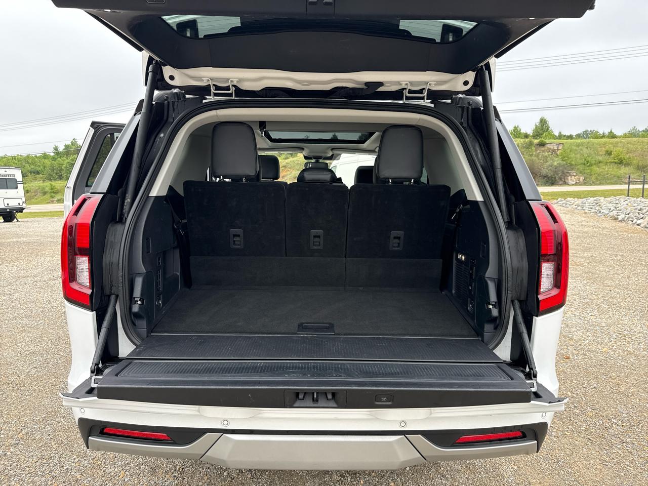 Ford Expedition Platinum 4D SUV 4WD 2025