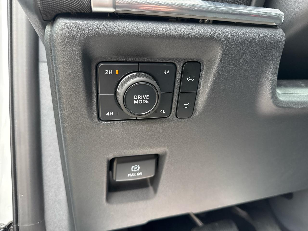 Ford Expedition Platinum 4D SUV 4WD 2025