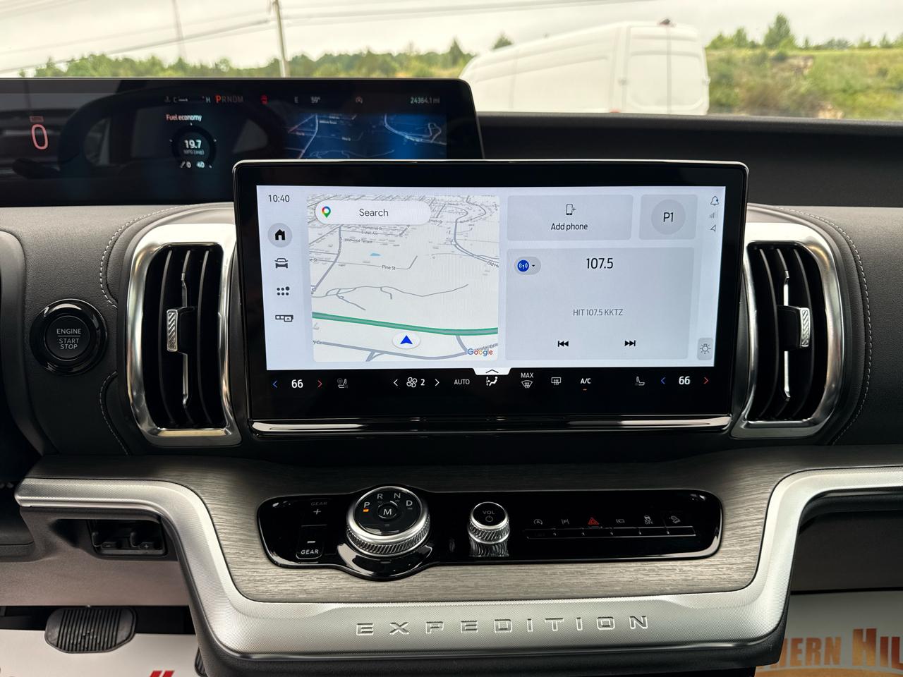 Ford Expedition Platinum 4D SUV 4WD 2025