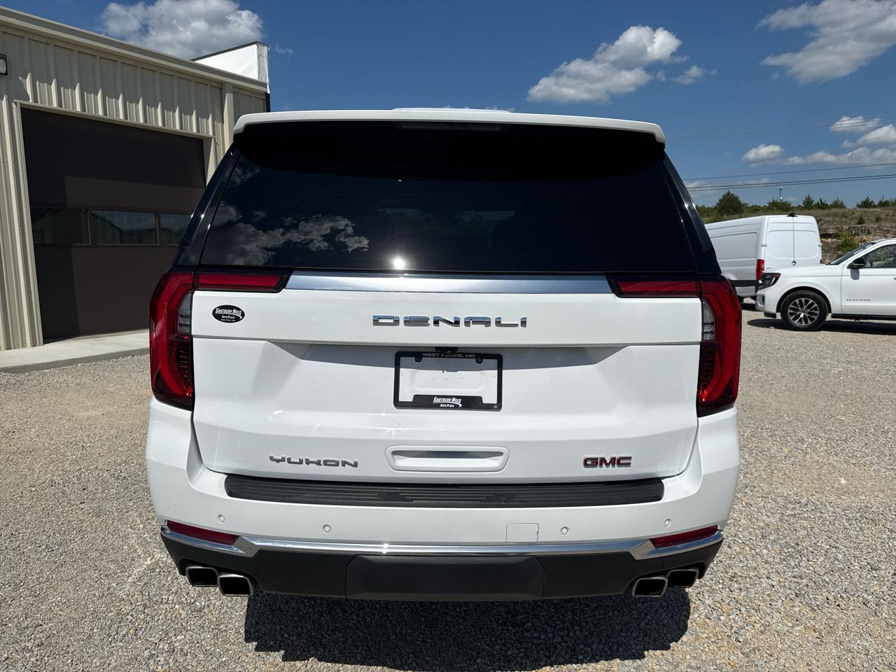 GMC Yukon Denali 4D SUV 4WD 2025