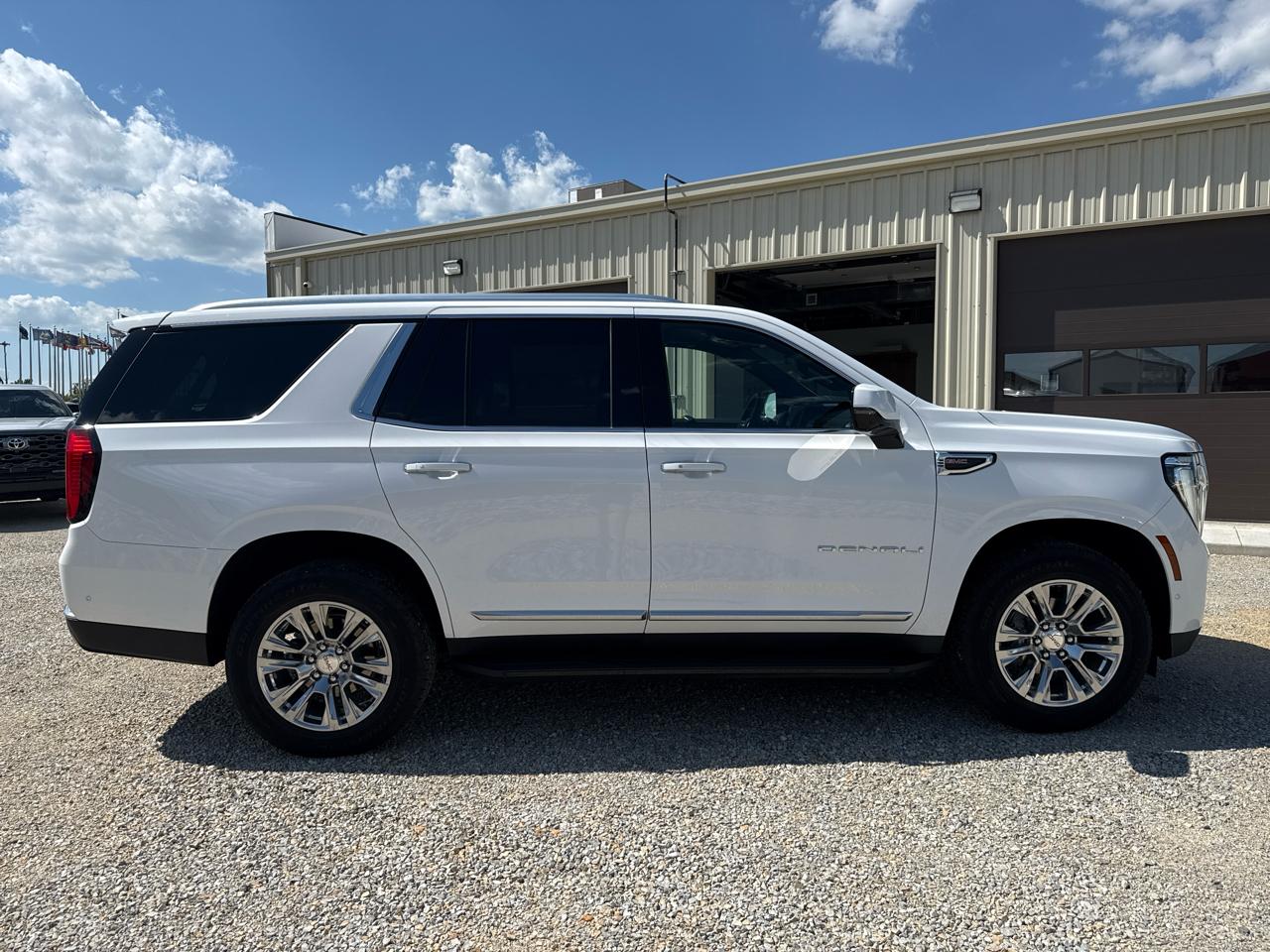 GMC Yukon Denali 4D SUV 4WD 2025
