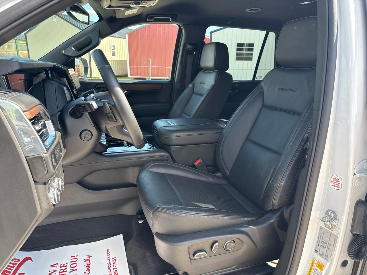 GMC Yukon Denali 4D SUV 4WD 2025