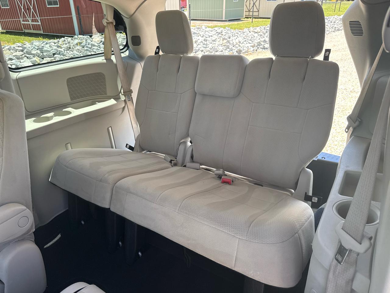 Chrysler Town & Country Touring L Wagon LWB 2011
