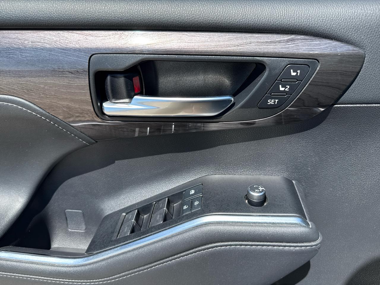 Toyota Highlander Limited 4D SUV AWD 2021