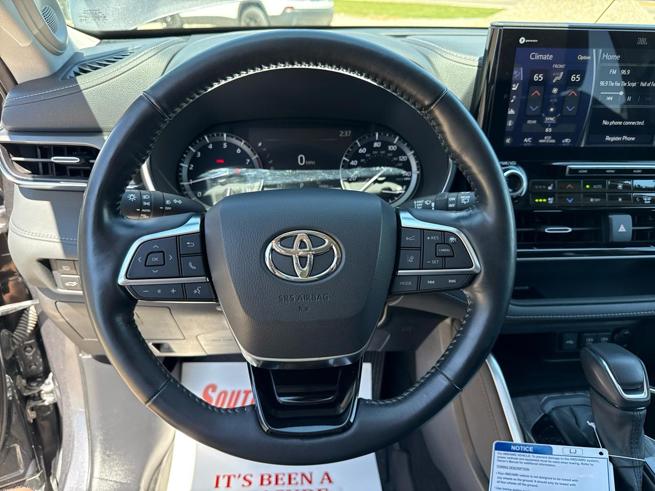 Toyota Highlander Limited 4D SUV AWD 2021