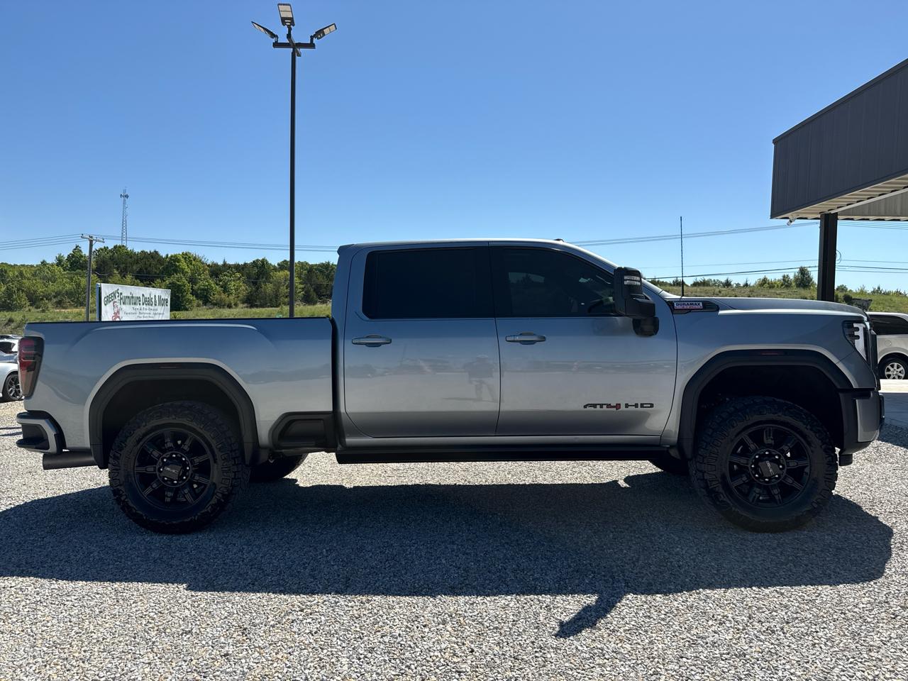 GMC Sierra 2500 AT4 Crew Cab 4WD SWB 2024