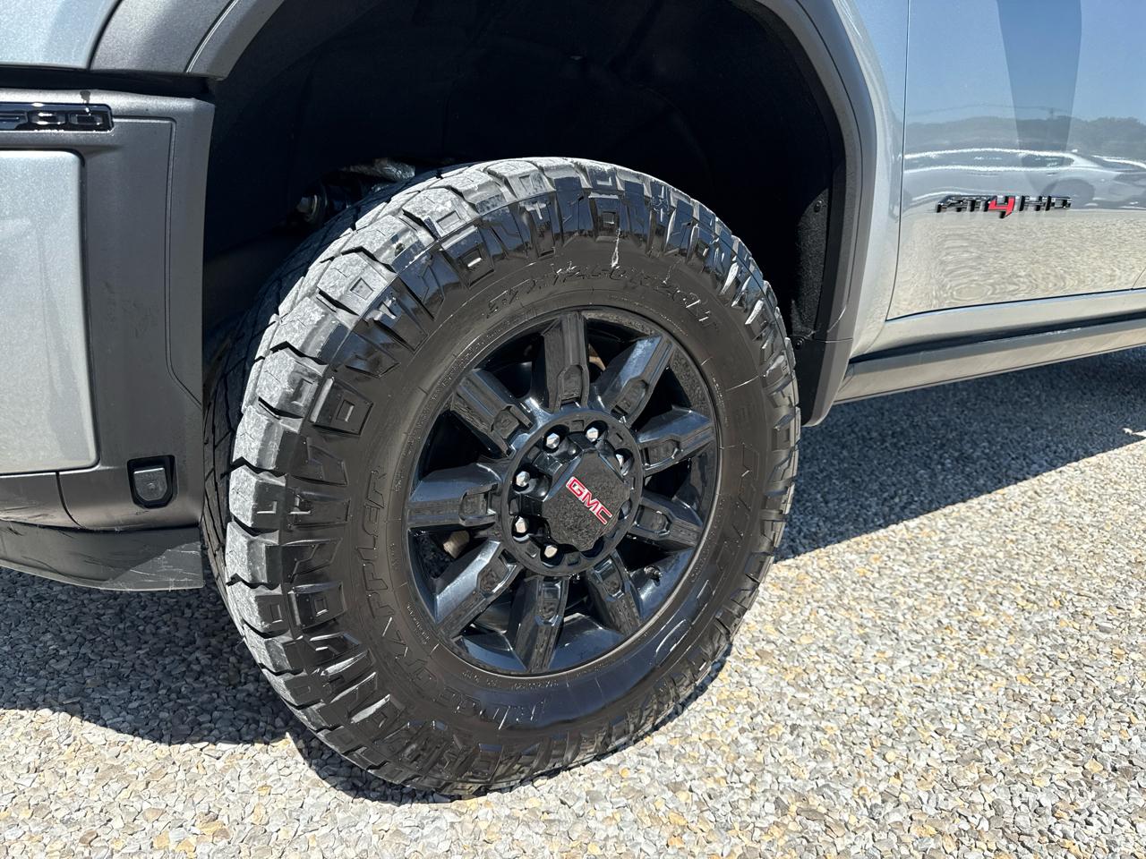 GMC Sierra 2500 AT4 Crew Cab 4WD SWB 2024