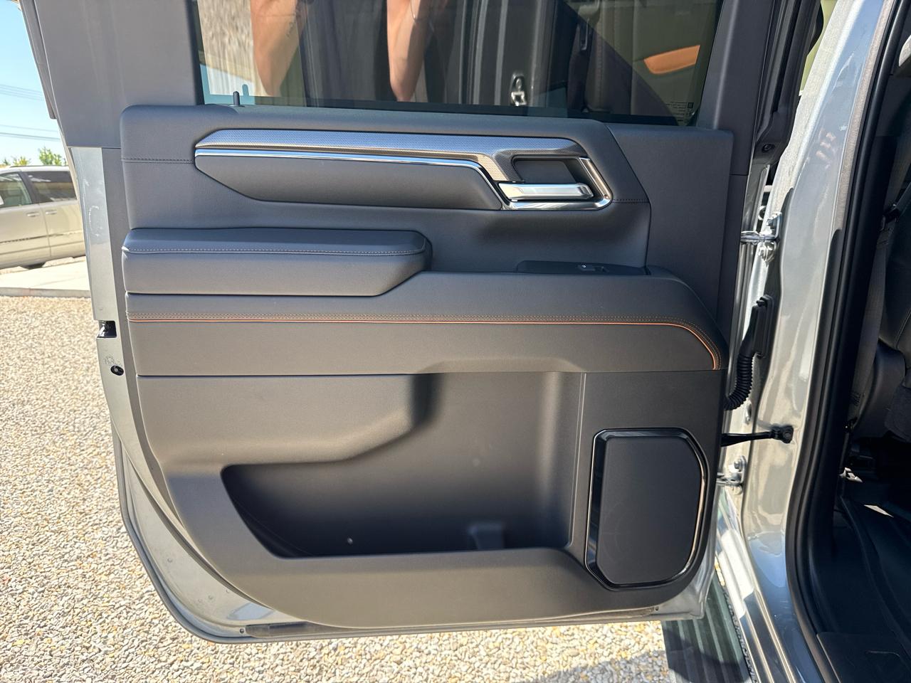 GMC Sierra 2500 AT4 Crew Cab 4WD SWB 2024