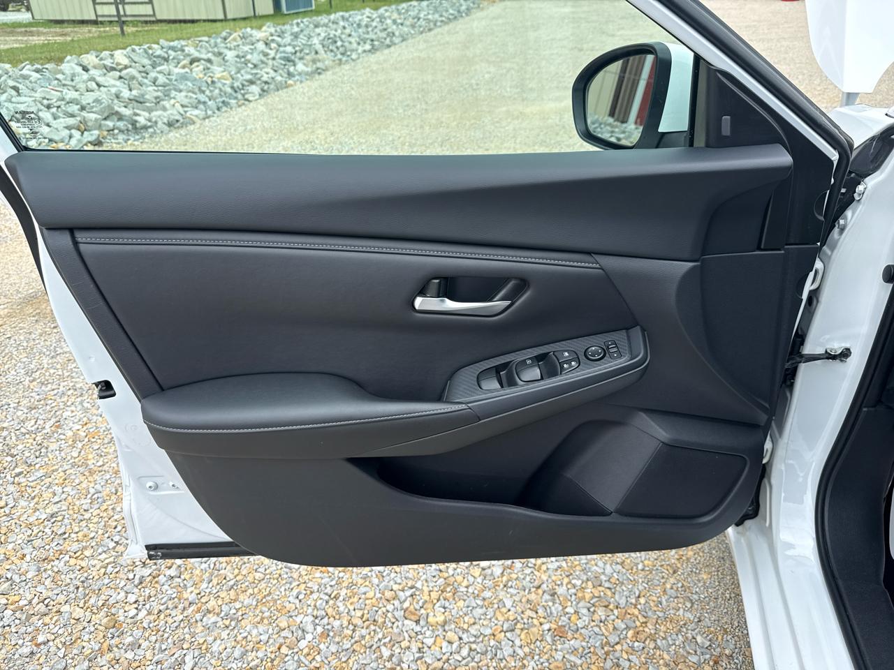 Nissan Sentra SV 4D Sedan 2024