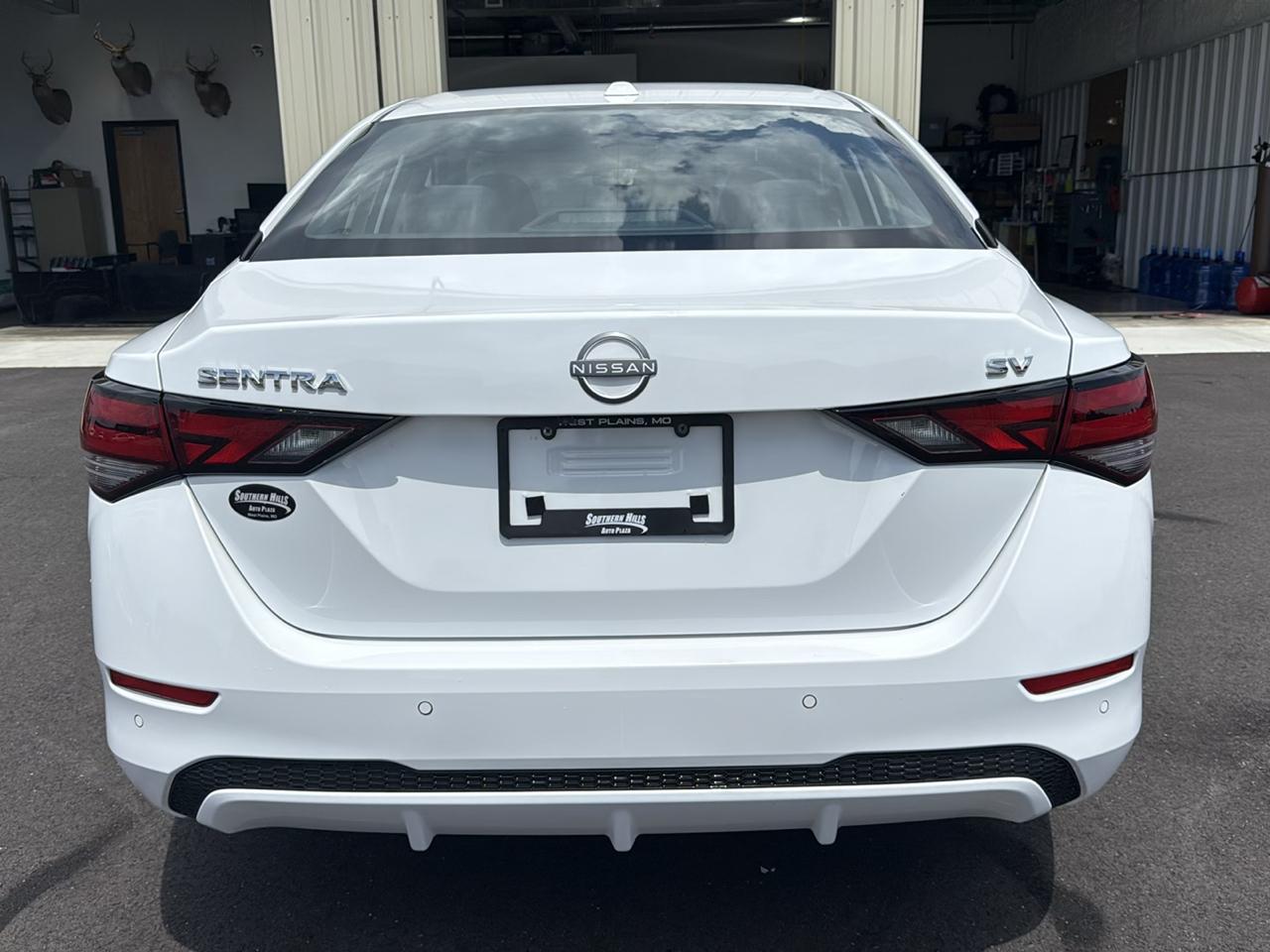 Nissan Sentra SV 4D Sedan 2024