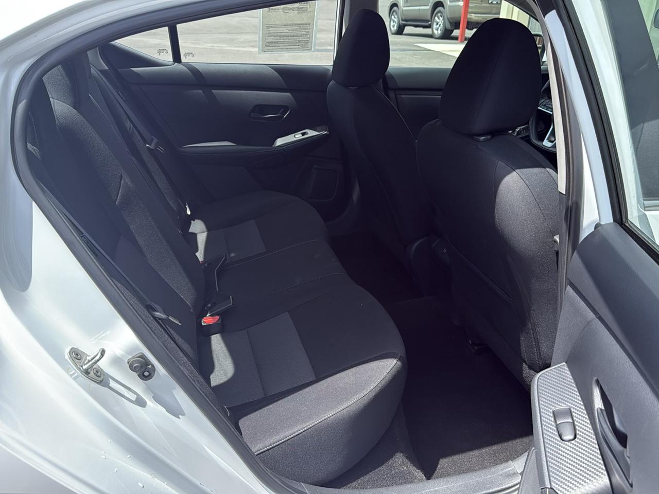 Nissan Sentra SV 4D Sedan 2024
